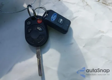 2014 Ford Focus Se z USA, uszkodzony, nr VIN 1FADP3K2XEL410121